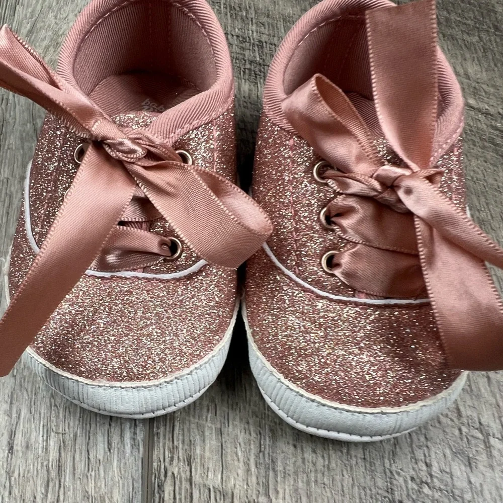 Oshkosh B’Gosh Pink‎ Sparkle Shoes